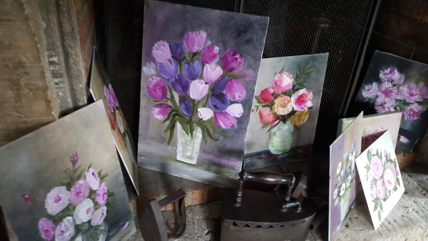 Véronique, floral painting makes ephemeral permanent